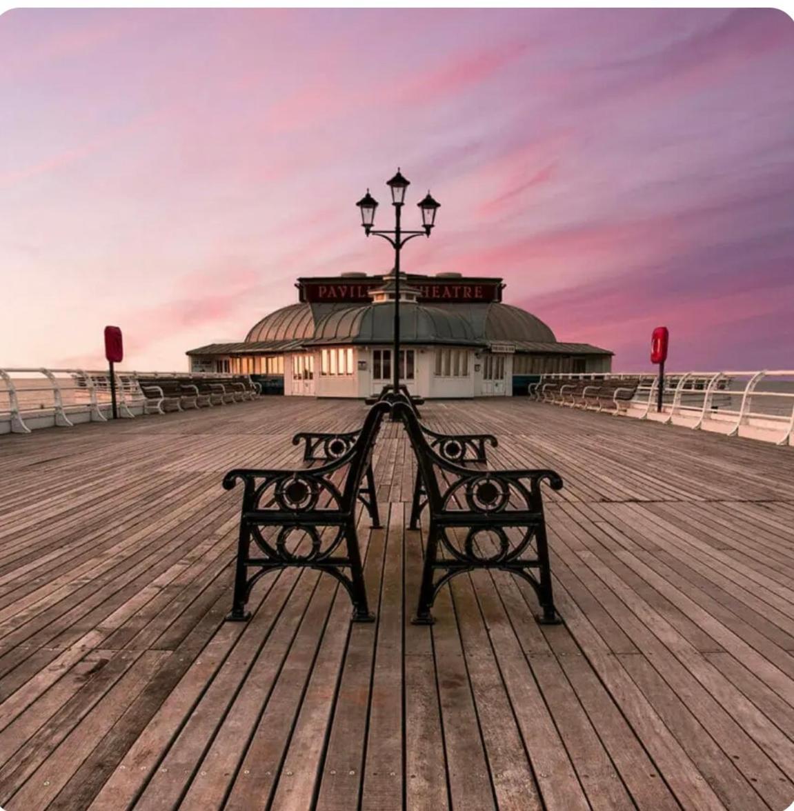 The Wellington Pub Cromer Exteriér fotografie