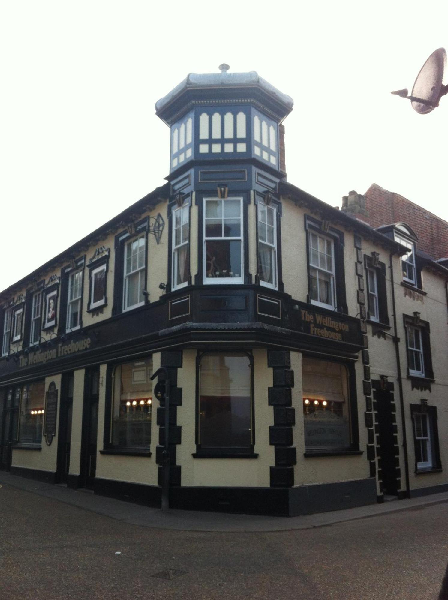 The Wellington Pub Cromer Exteriér fotografie